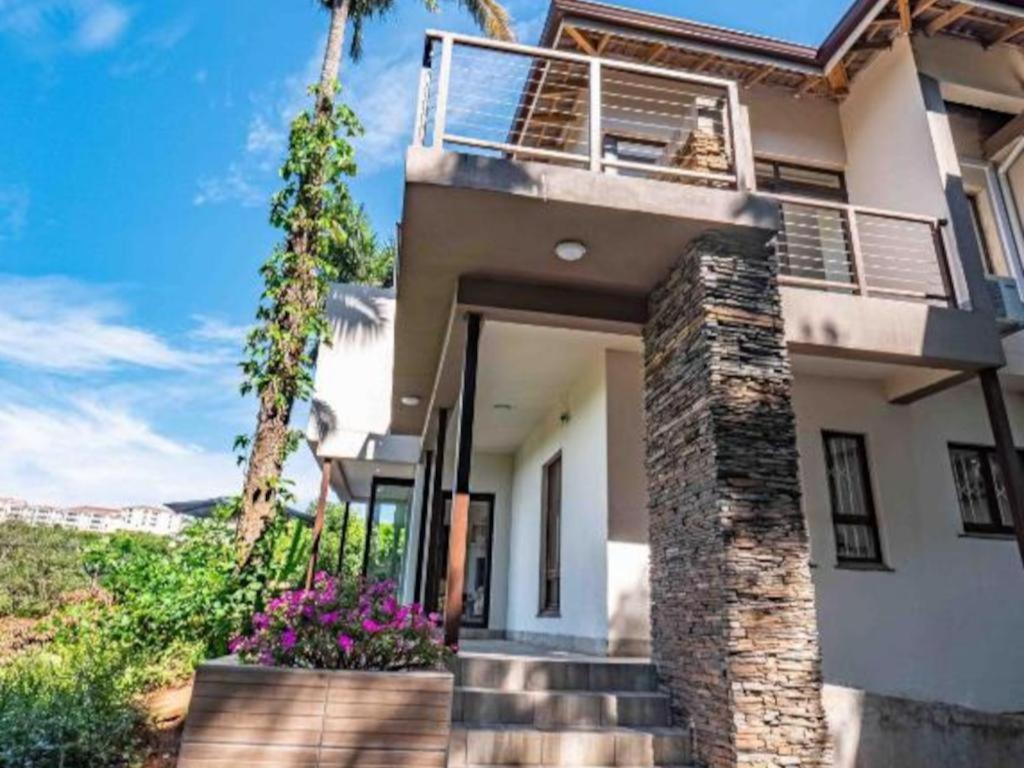 Privatunterkunft Ekuthuleni Modern Christian With Seaview *